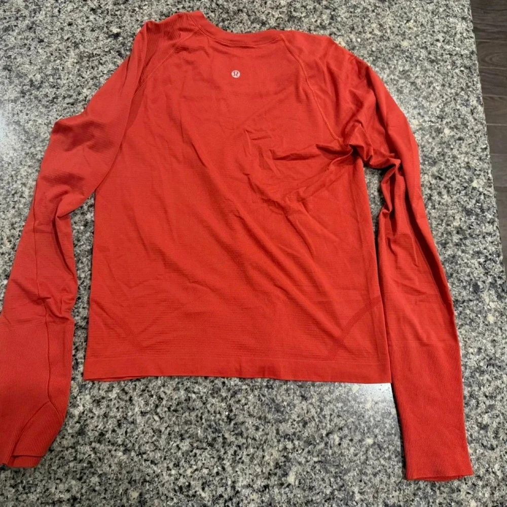 Lululemon Swiftly Tech Long Sleeve Shirt 2.0 - Picture 2 of 4